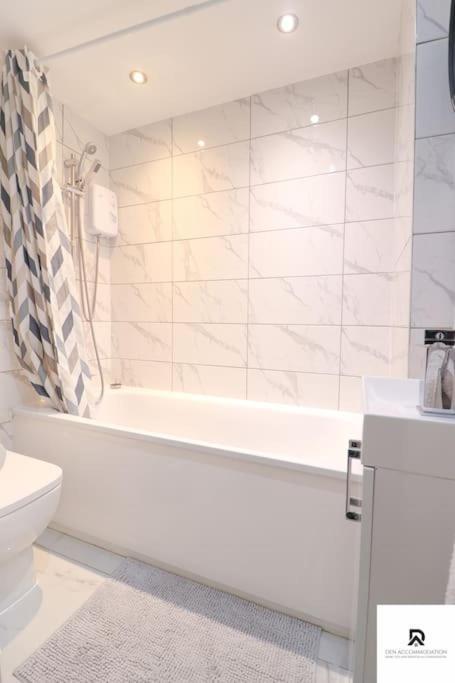 Den Accommodation & Short Lets Greenwich London - 3 Bed House Exterior foto