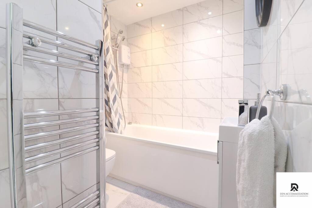 Den Accommodation & Short Lets Greenwich London - 3 Bed House Exterior foto