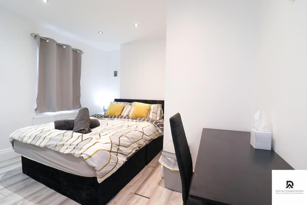Den Accommodation & Short Lets Greenwich London - 3 Bed House Exterior foto