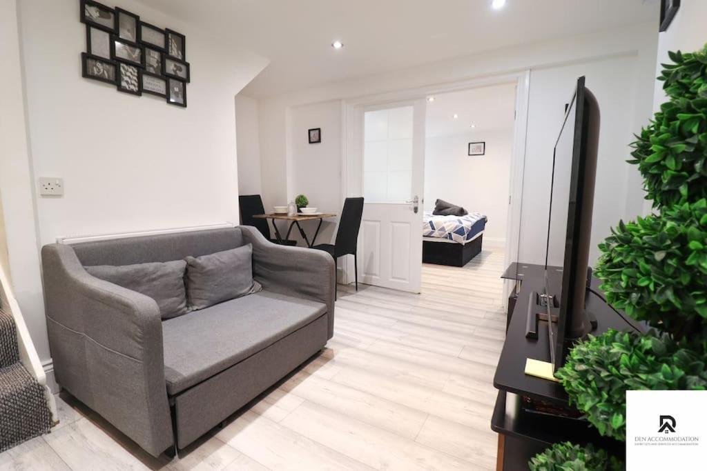 Den Accommodation & Short Lets Greenwich London - 3 Bed House Exterior foto
